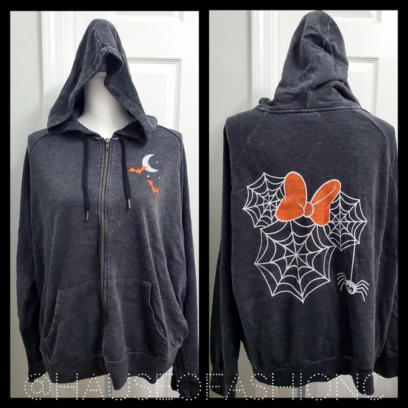 TORRID DISNEY Minnie Mouse Spider Web Head Mineral Wash Hoodie! 🎃 🕸 - Picture 4 of 9